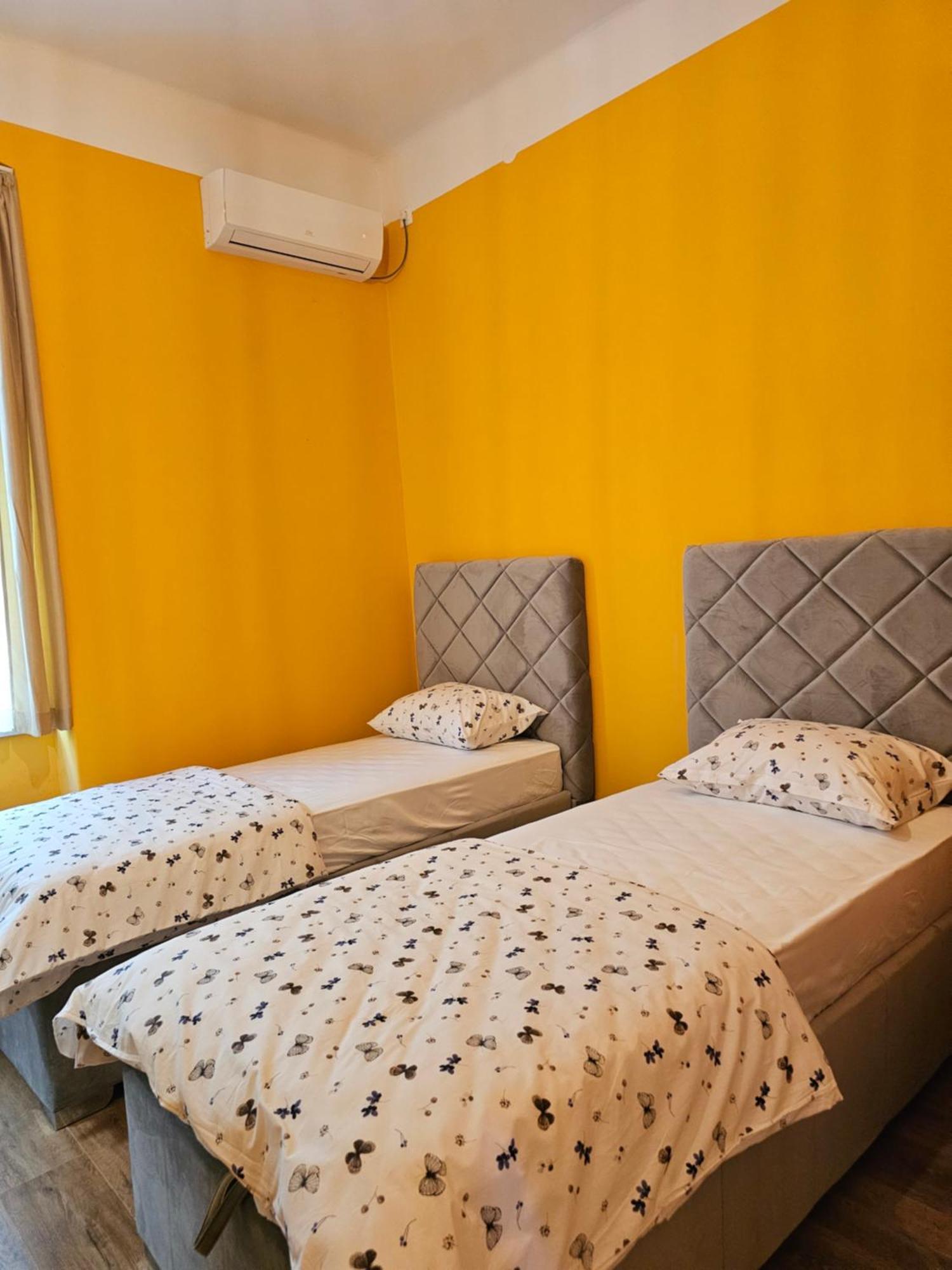R&N Familiy Apartments 모스타르 외부 사진